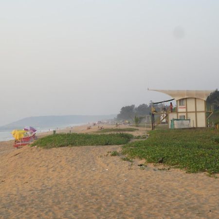 Sea Pearl Guesthouse Candolim Exterior photo