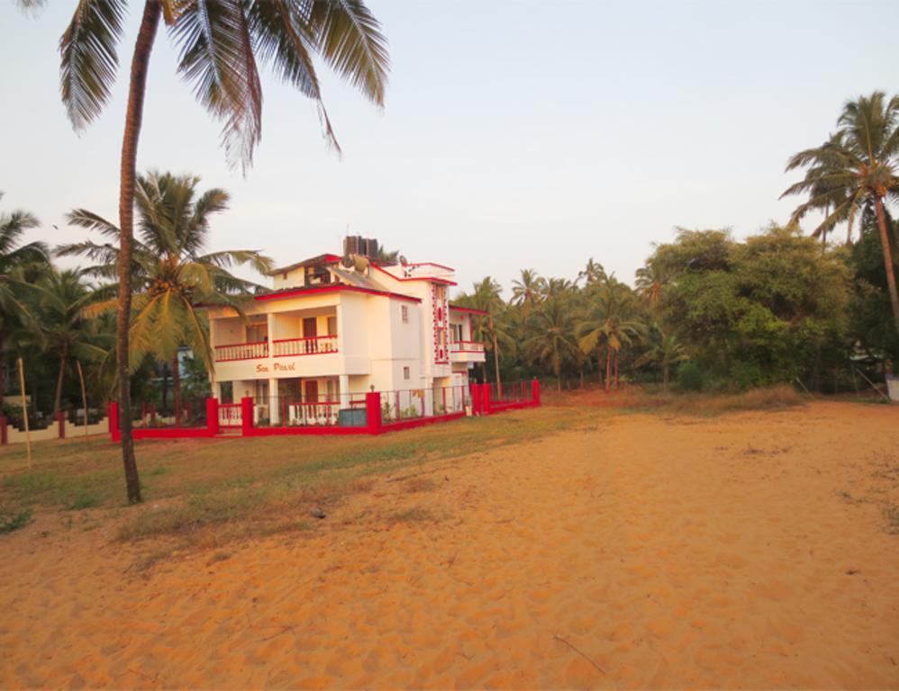 Sea Pearl Guesthouse Candolim Exterior photo