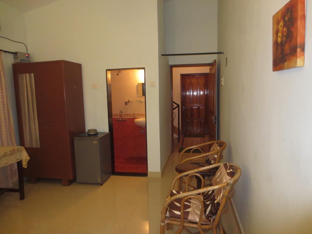 Sea Pearl Guesthouse Candolim Exterior photo