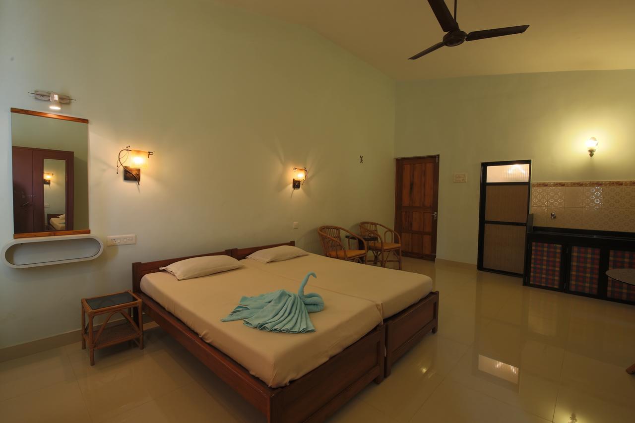Sea Pearl Guesthouse Candolim Exterior photo